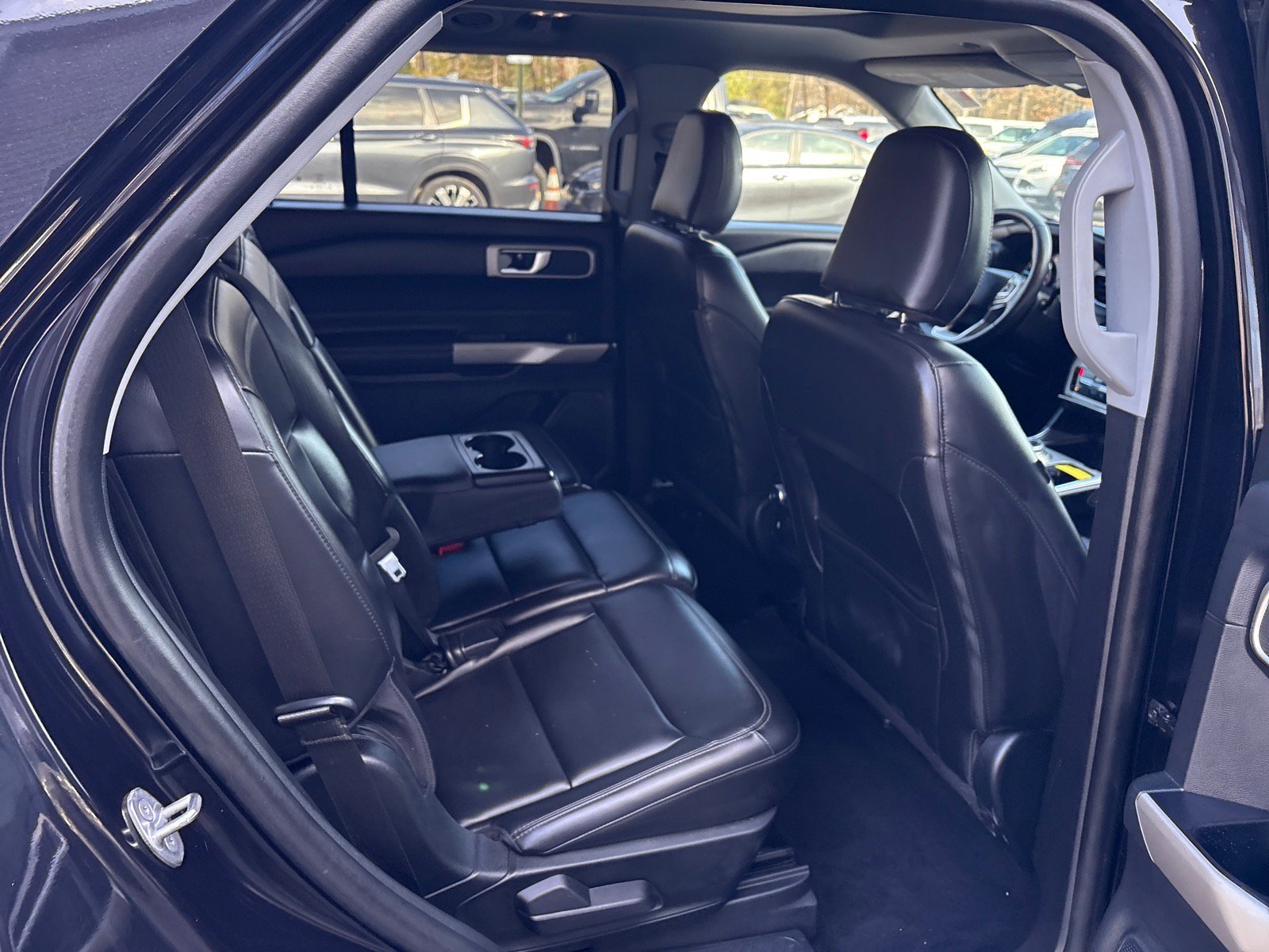 Used 2022 Ford Explorer XLT w/ Equipment Group 202A image 48