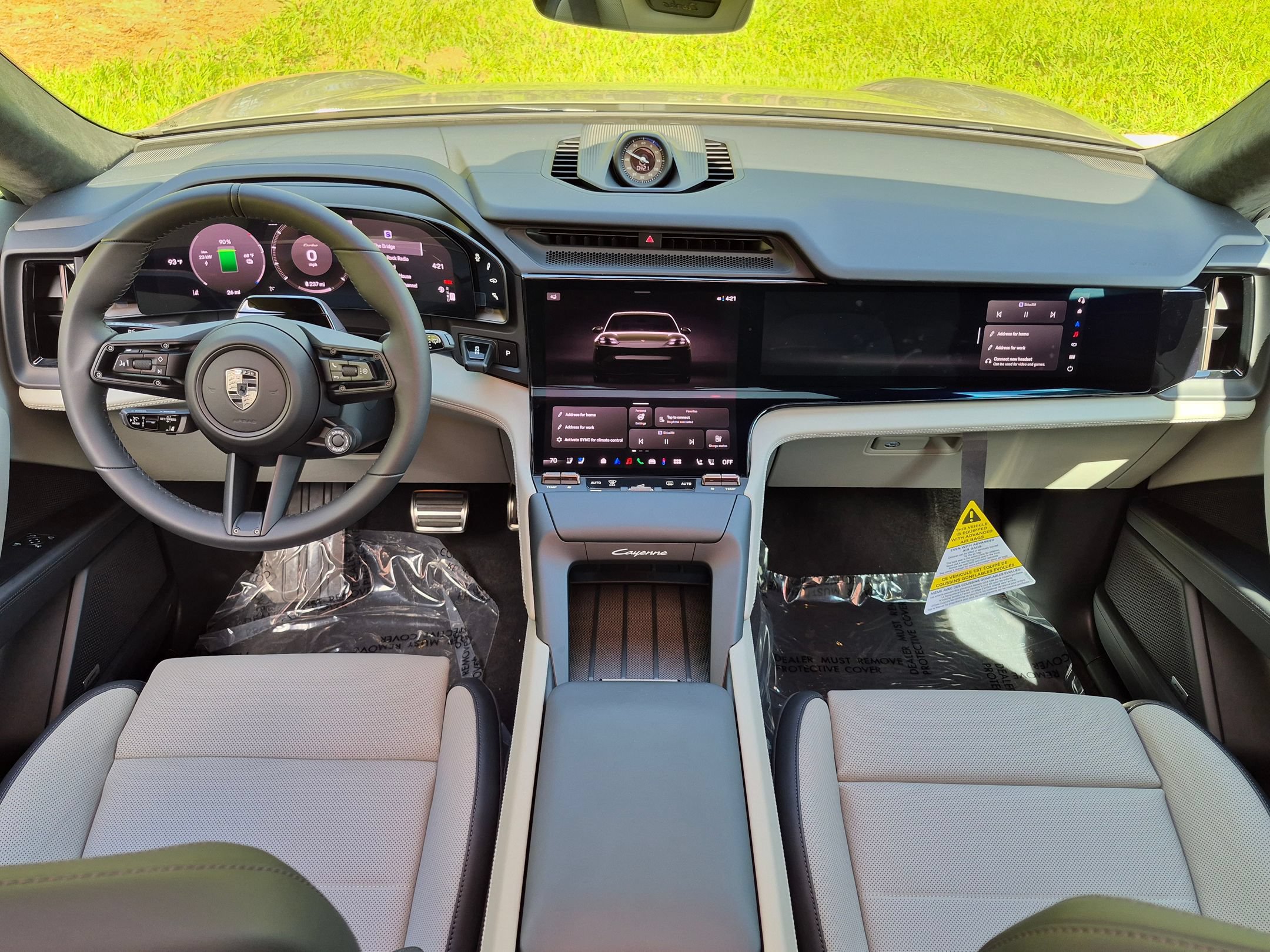 New 2026 Porsche Cayenne Turbo Electric AWD/4WD image 21