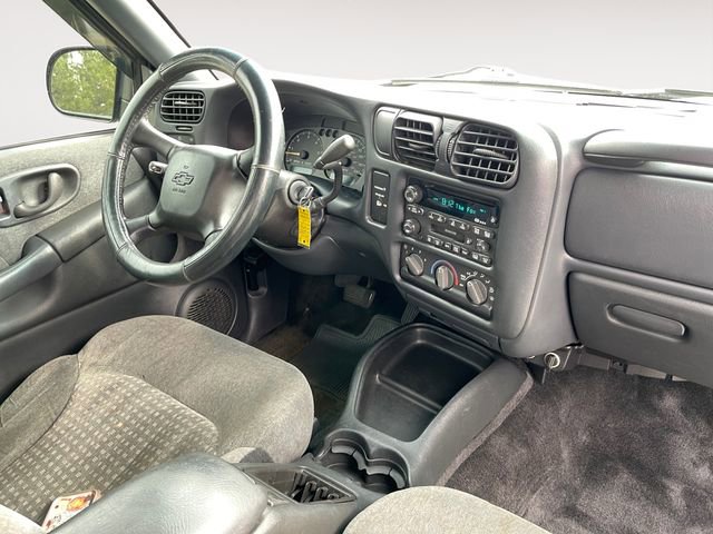 Used 2002 Chevrolet S10 Pickup LS w/ LS Preferred Equipment Group image 10