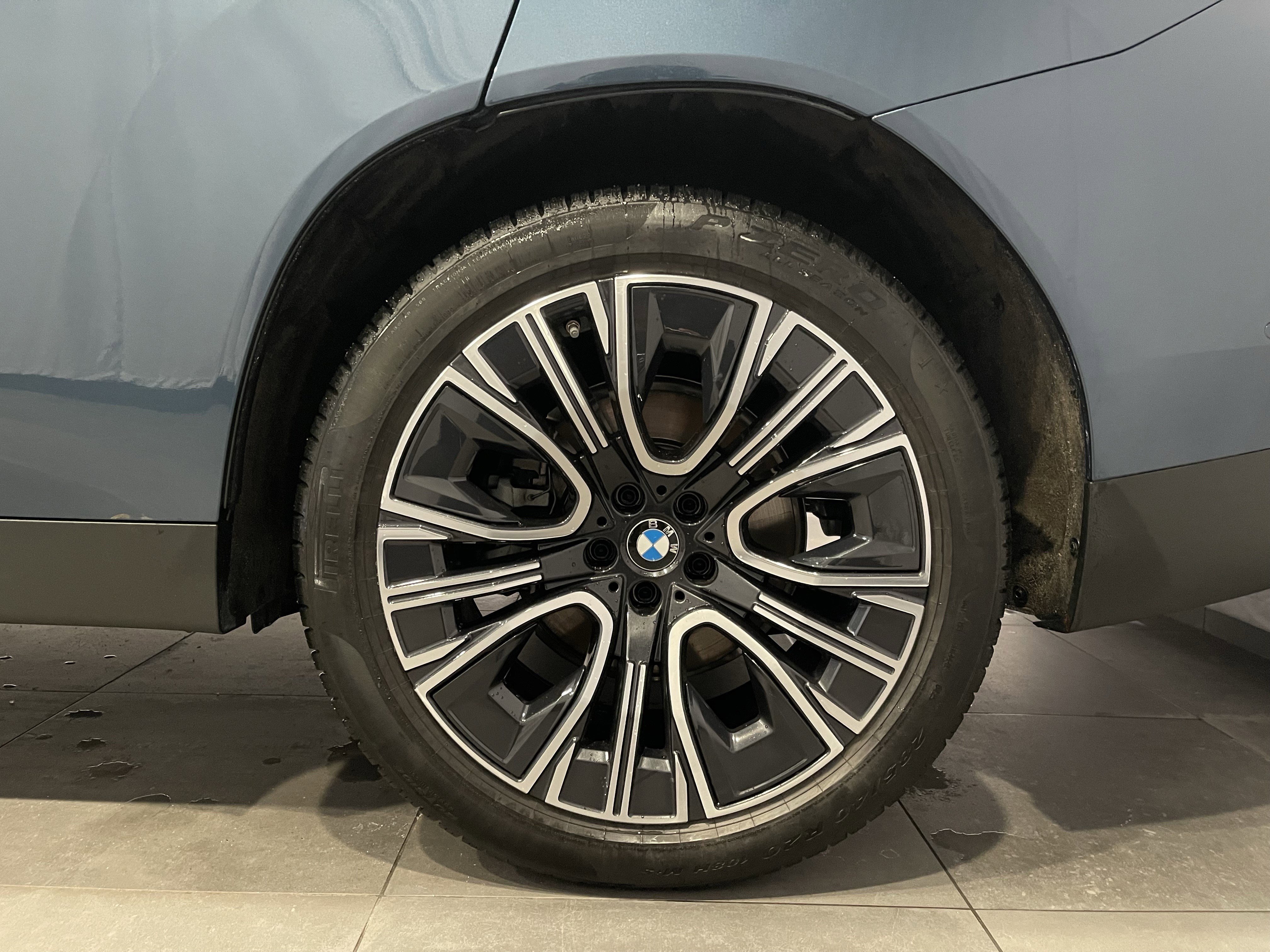 Used 2025 BMW X3 xDrive30i image 8