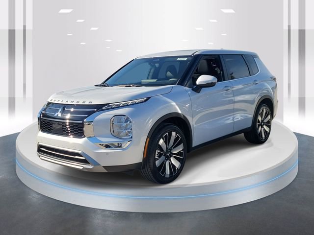 New 2026 Mitsubishi Outlander SE image 3