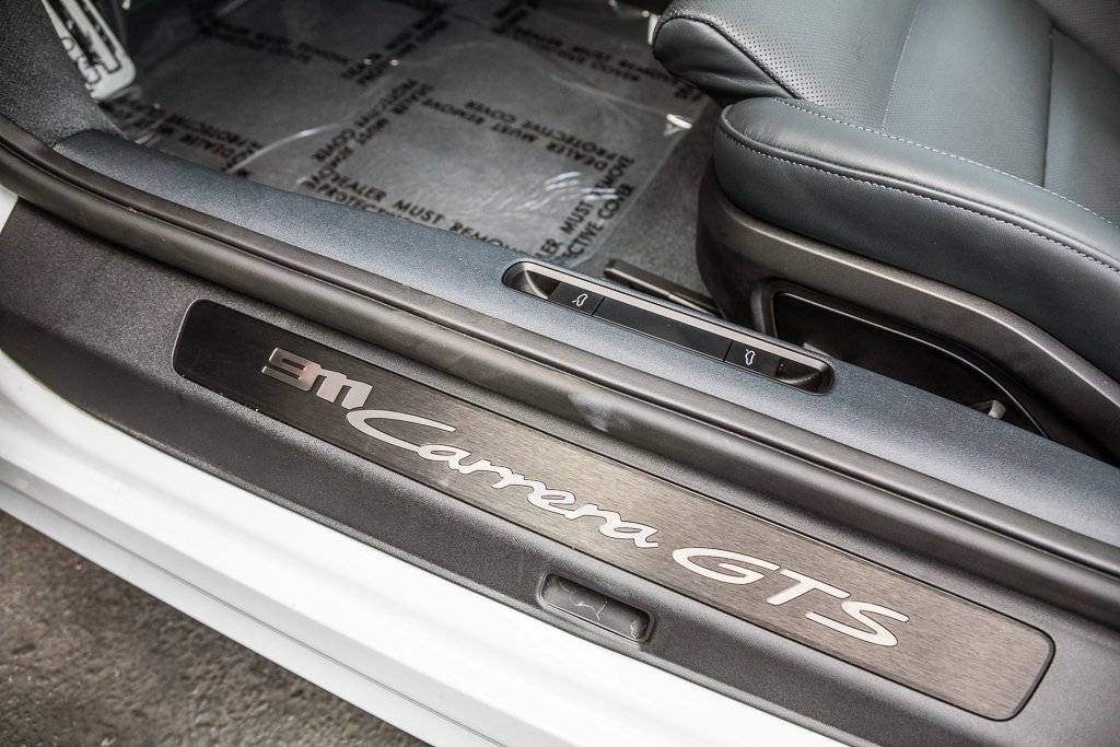 Certified 2025 Porsche 911 Carrera GTS image 27