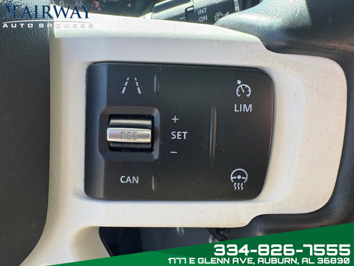 Used 2023 Land Rover Defender 110 SE image 20