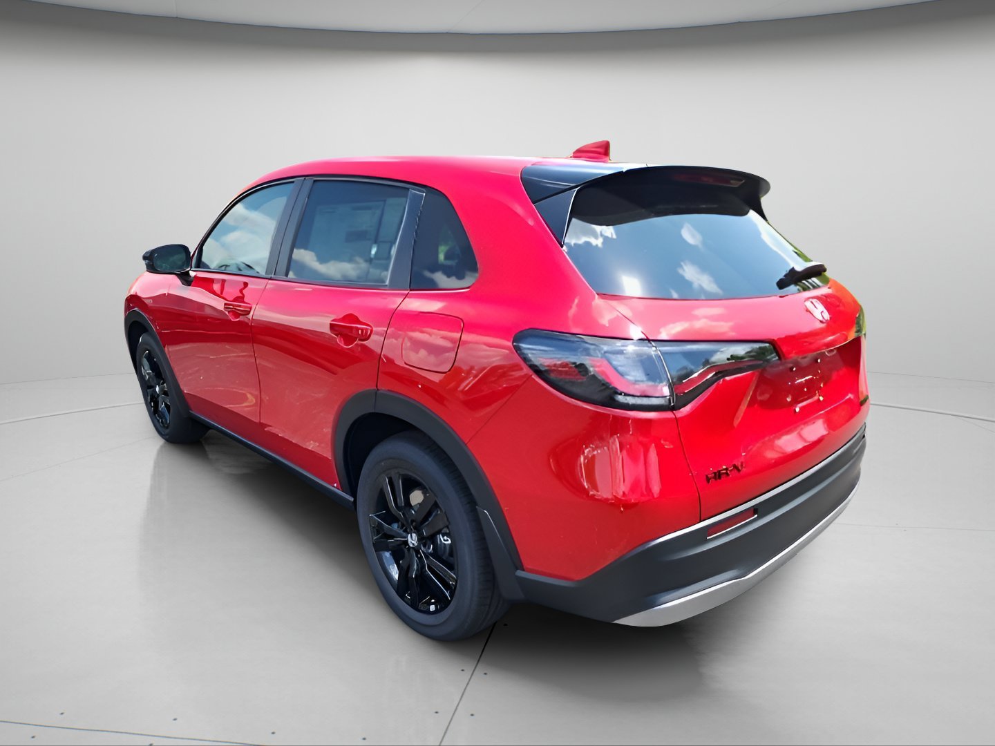 New 2027 Honda HR-V Sport image 4