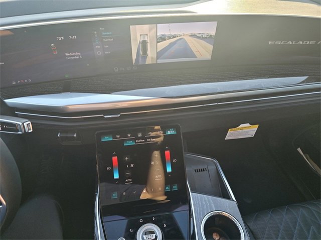 New 2025 Cadillac Escalade IQ Luxury 1 w/ Smart Trailering package image 23