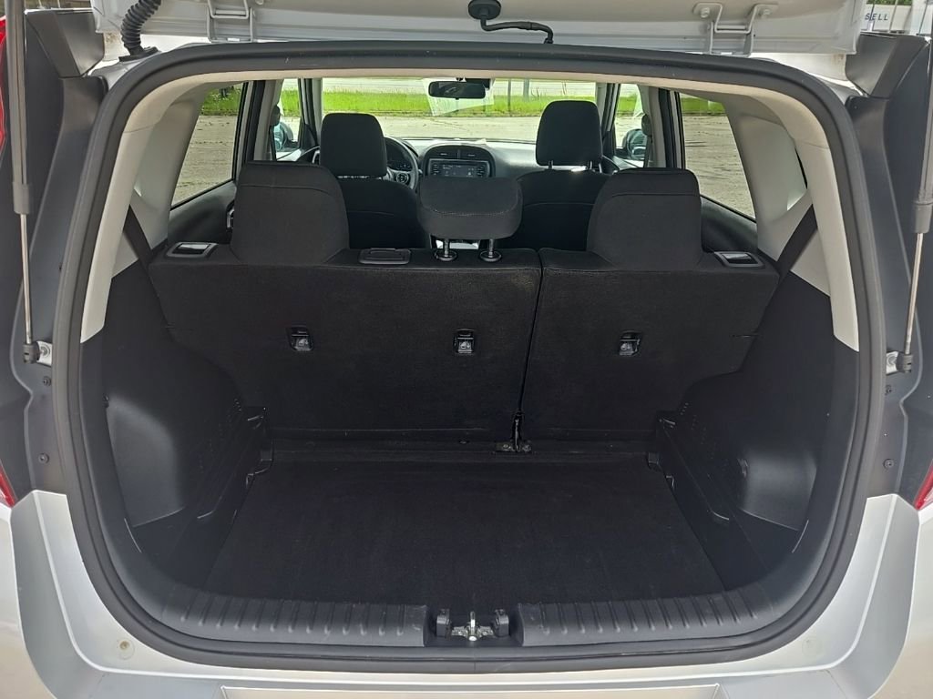 Used 2020 Kia Soul S FWD image 23