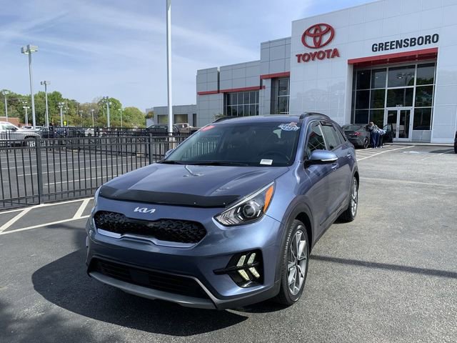 Used 2022 Kia Niro Touring Special Edition FWD image 1