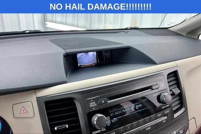 Used 2012 Toyota Sienna XLE w/ Entertainment Pkg FWD image 28