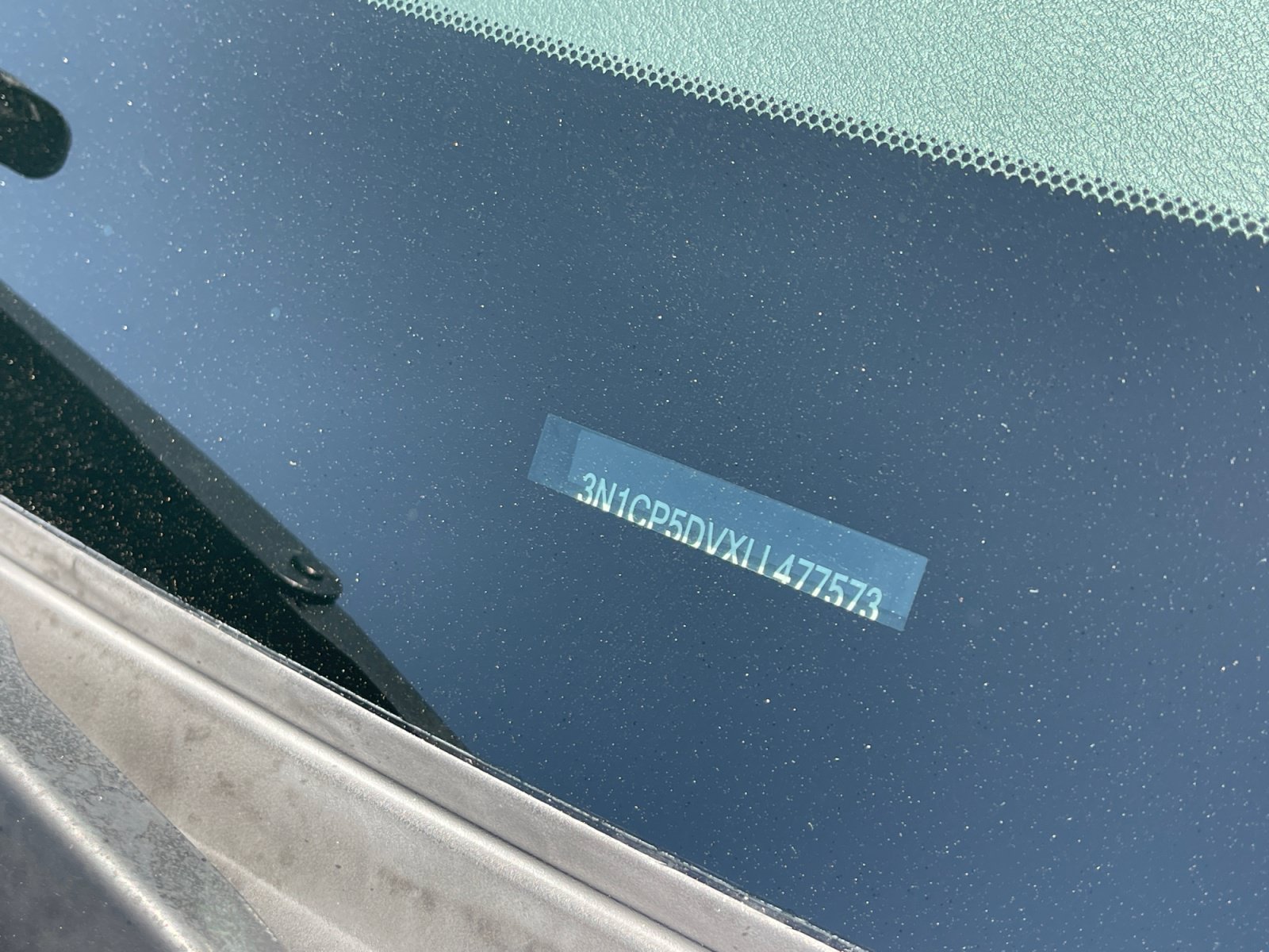 Used 2020 Nissan Kicks SR FWD image 23