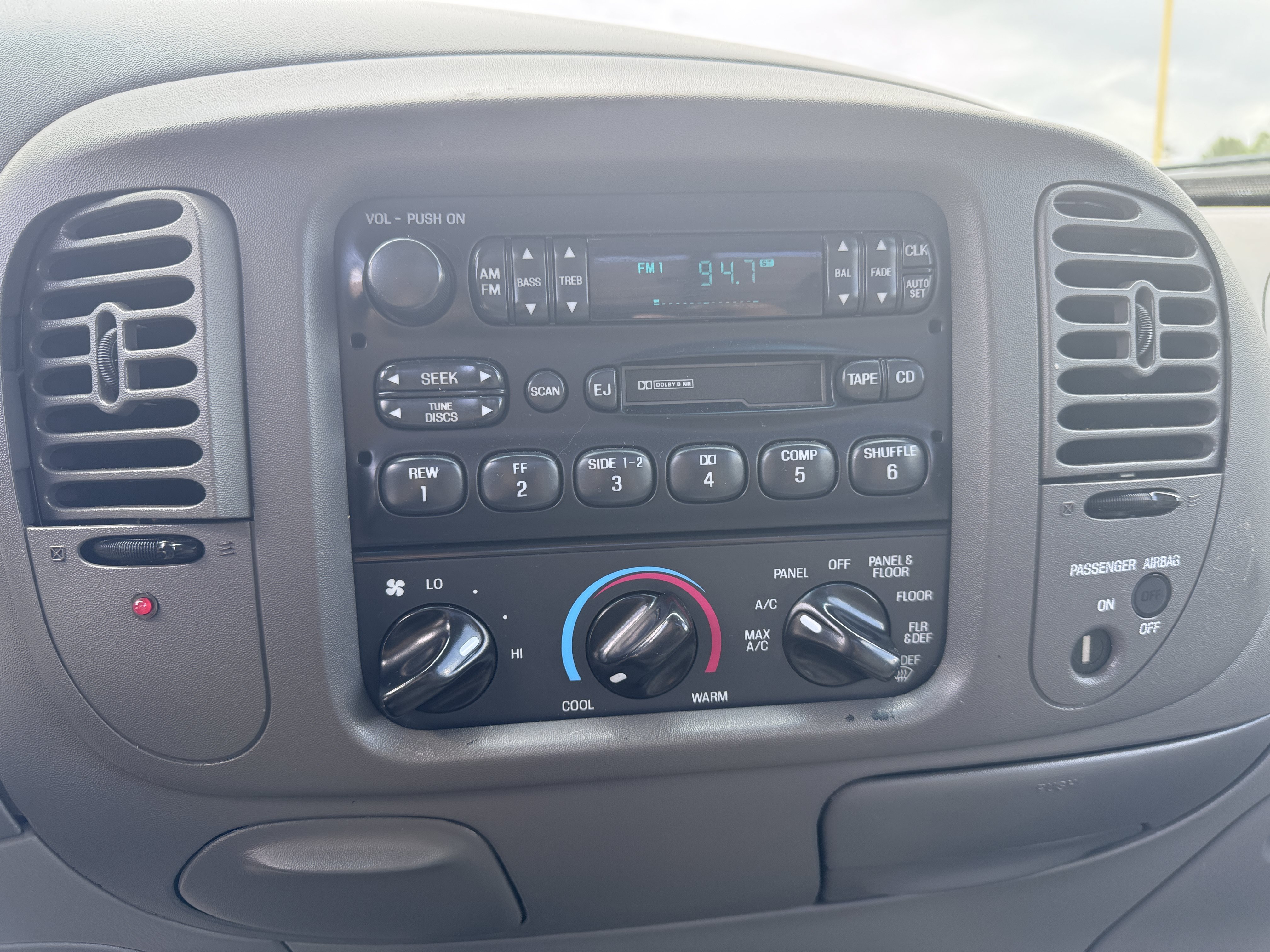 Used 1997 Ford F150 4x4 Regular Cab image 19