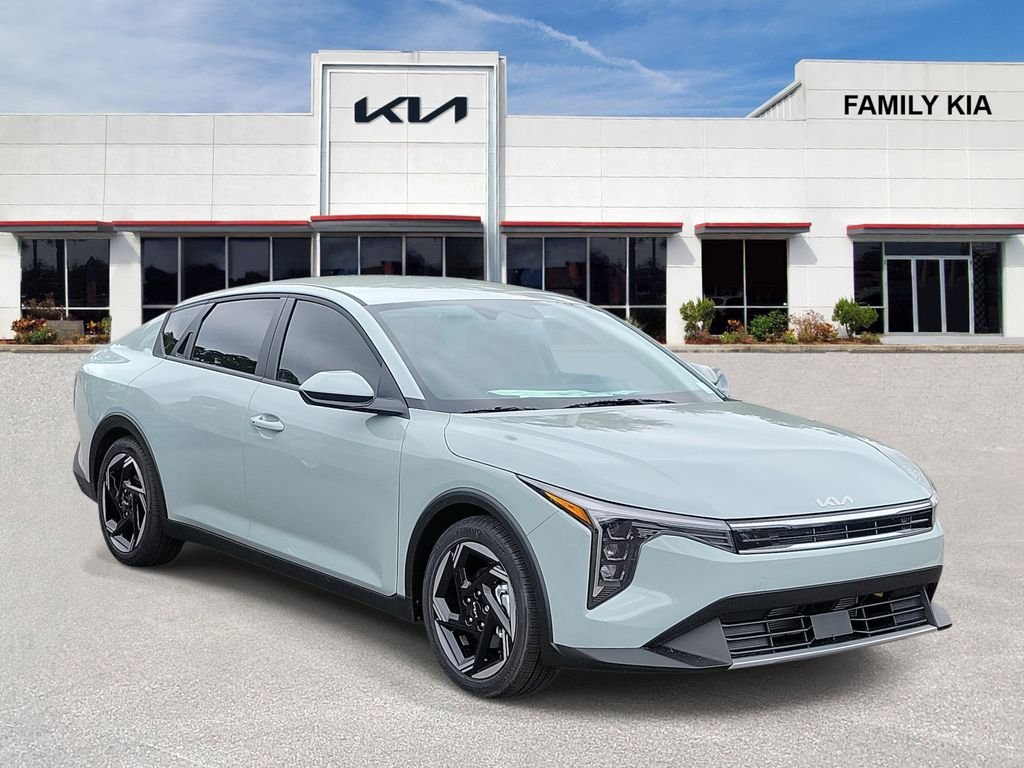 New 2026 Kia K4 EX