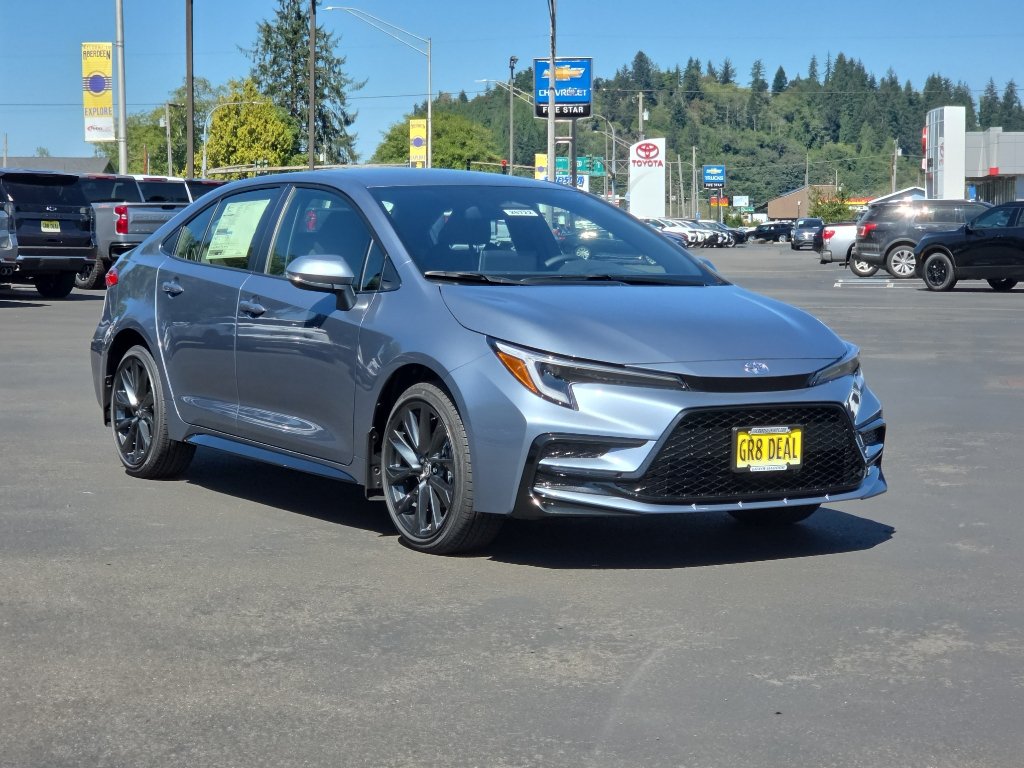 New 2026 Toyota Corolla SE FWD image 2