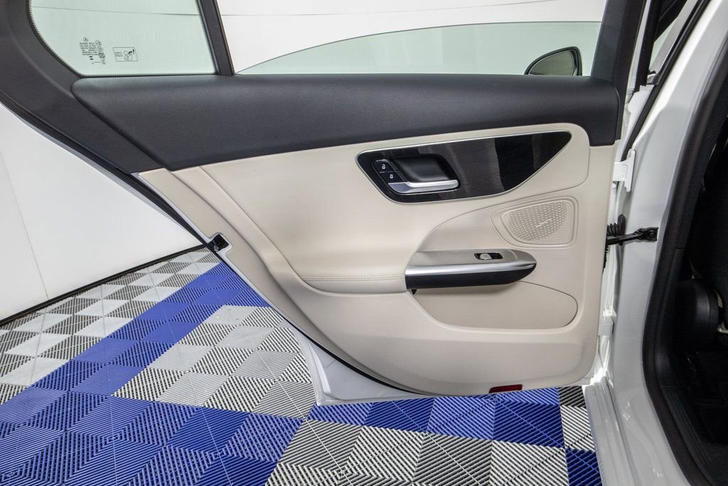 Used 2024 Mercedes-Benz C 300 4MATIC Sedan image 13
