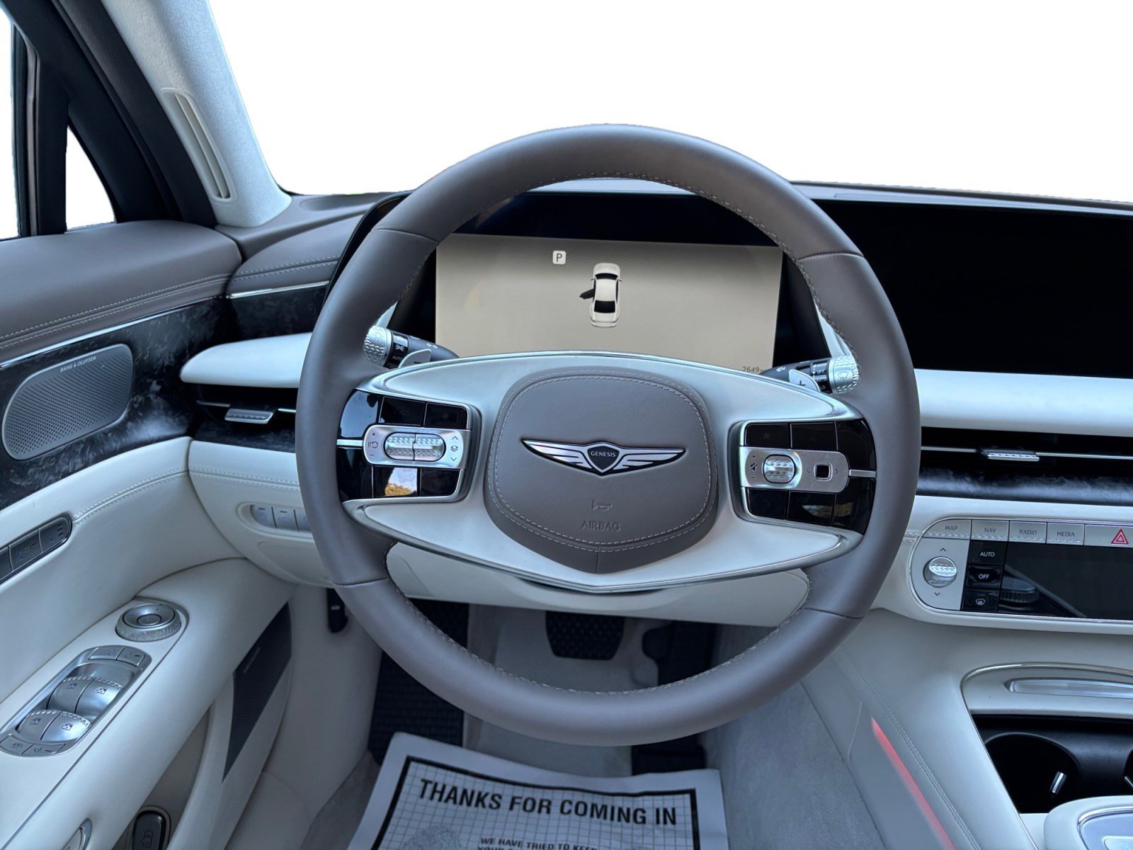 Used 2025 Genesis G90 3.5T image 12