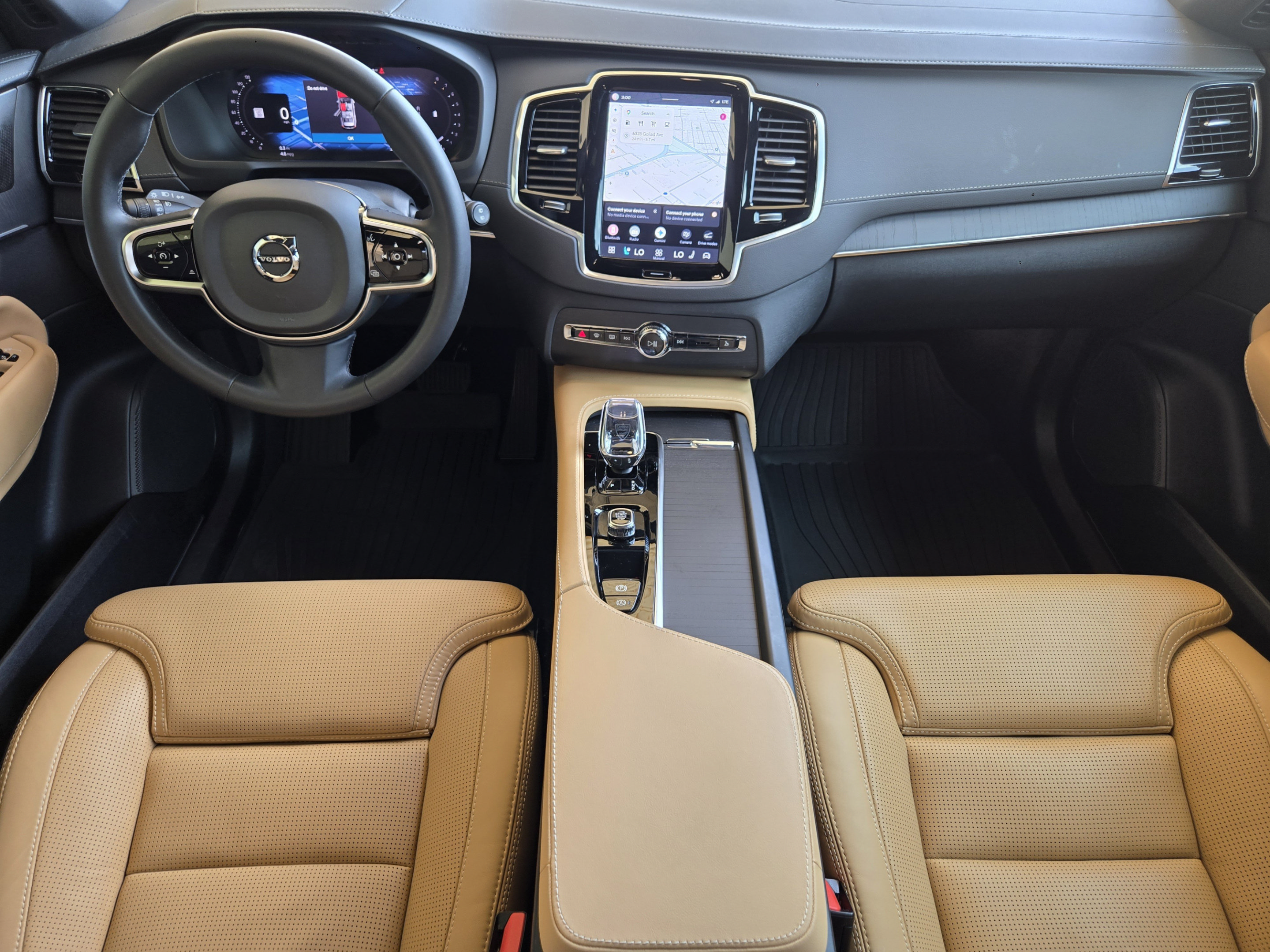 Used 2024 Volvo XC90 B6 Ultimate w/ Protection Package Premier AWD/4WD image 37