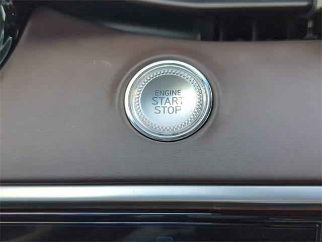 Used 2024 Genesis GV70 2.5T w/ Advanced Package image 28