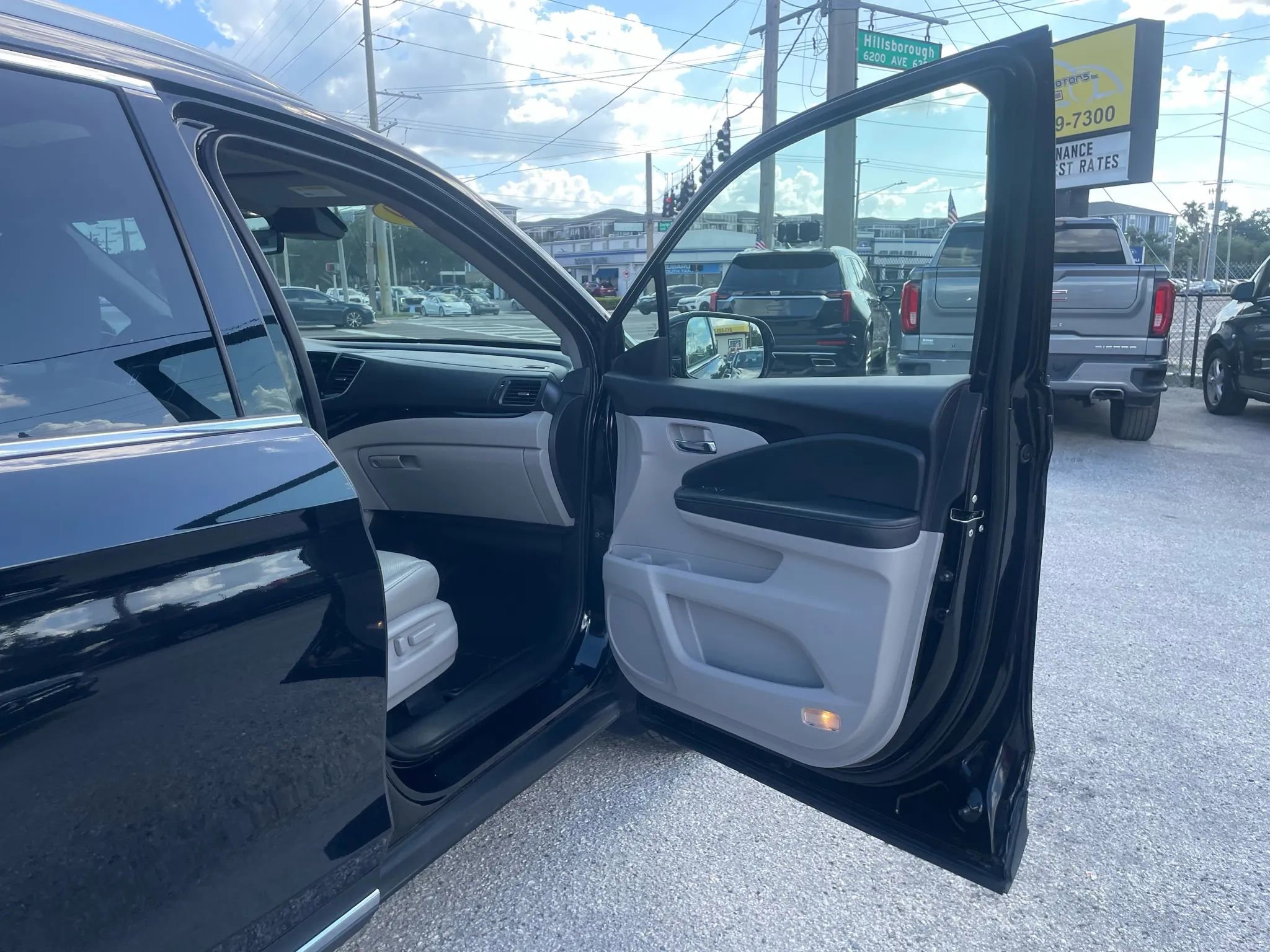 Used 2019 Honda Pilot Elite image 30