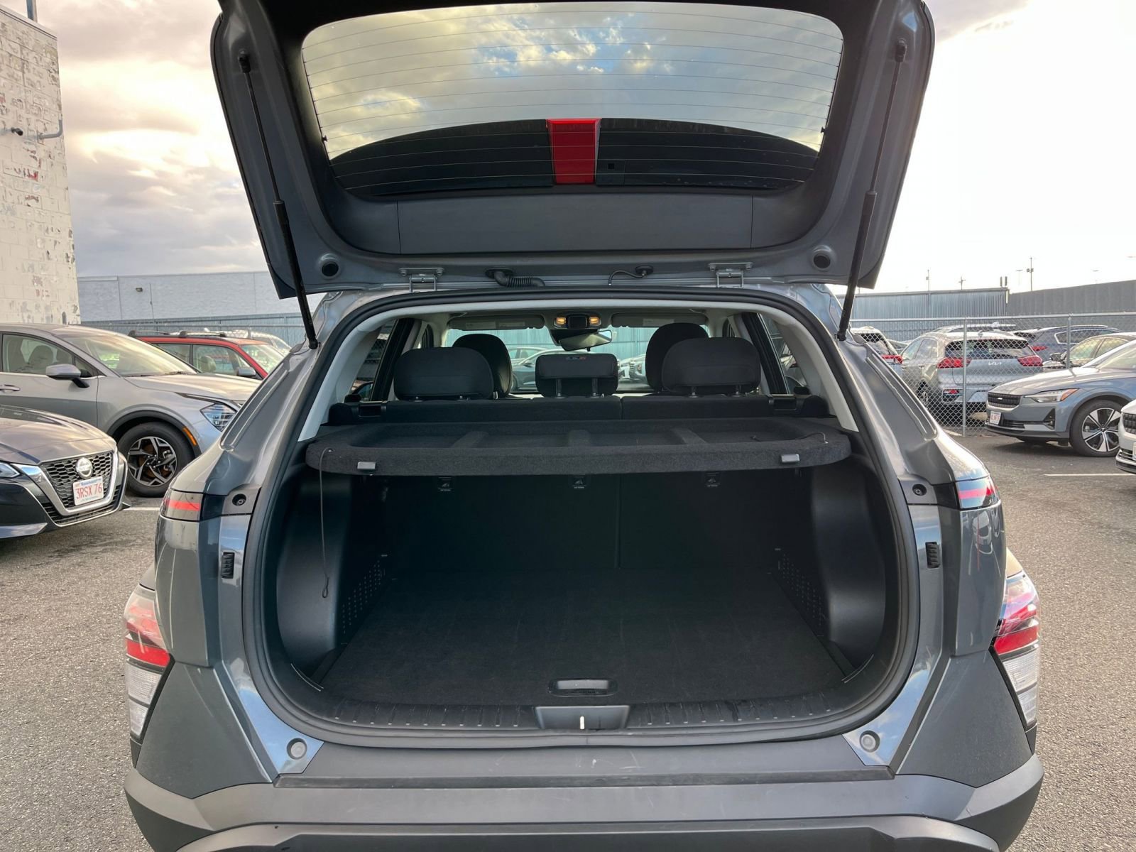 Used 2025 Hyundai Kona SEL image 31