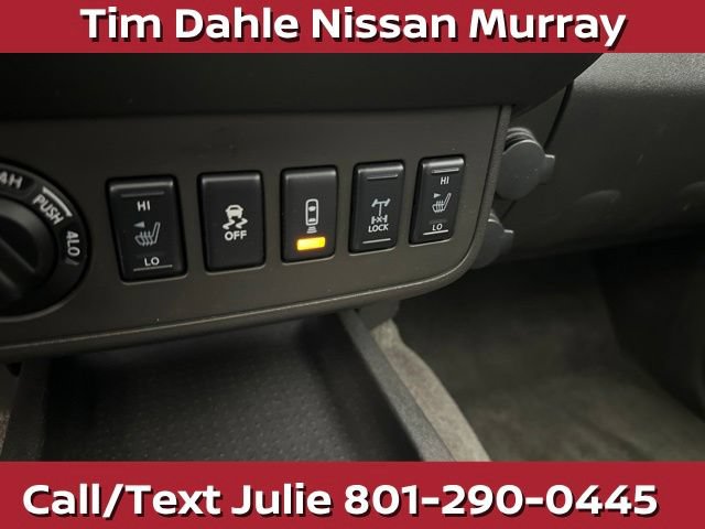 Used 2015 Nissan Frontier PRO-4X AWD/4WD image 36