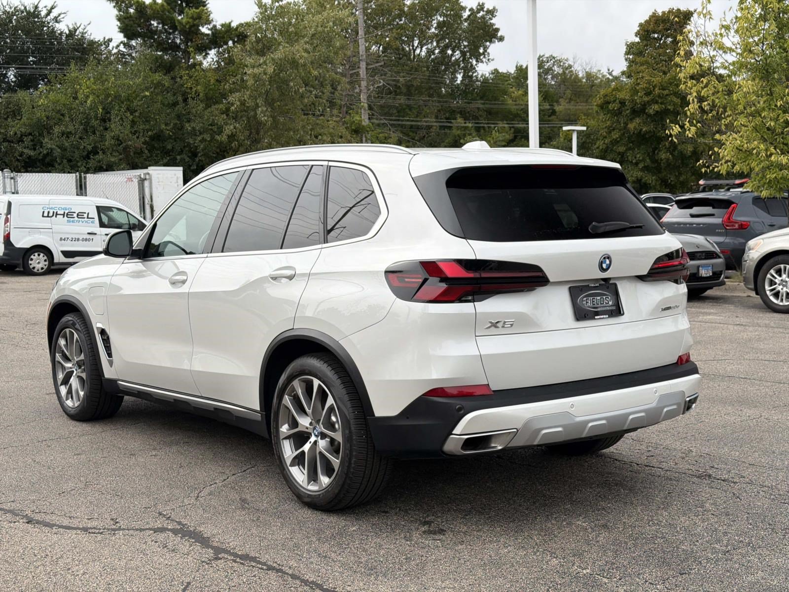 Certified 2024 BMW X5 xDrive50e w/ Premium Package AWD/4WD image 13