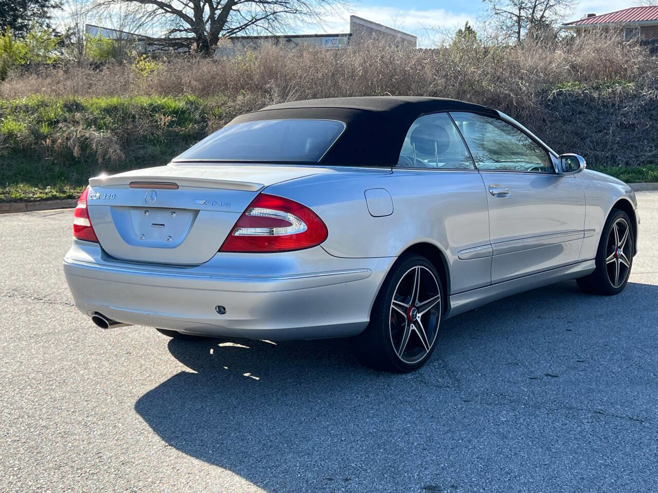 Used 2005 Mercedes-Benz CLK 320 Cabriolet image 5