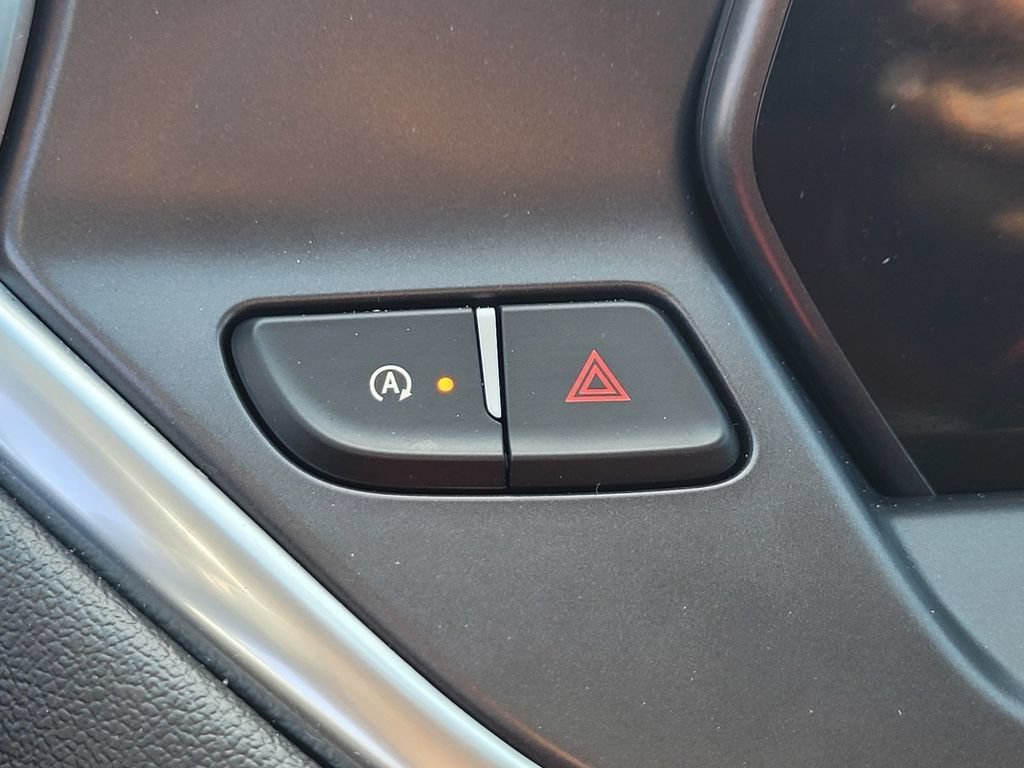 Used 2020 Chevrolet Blazer LT FWD image 20