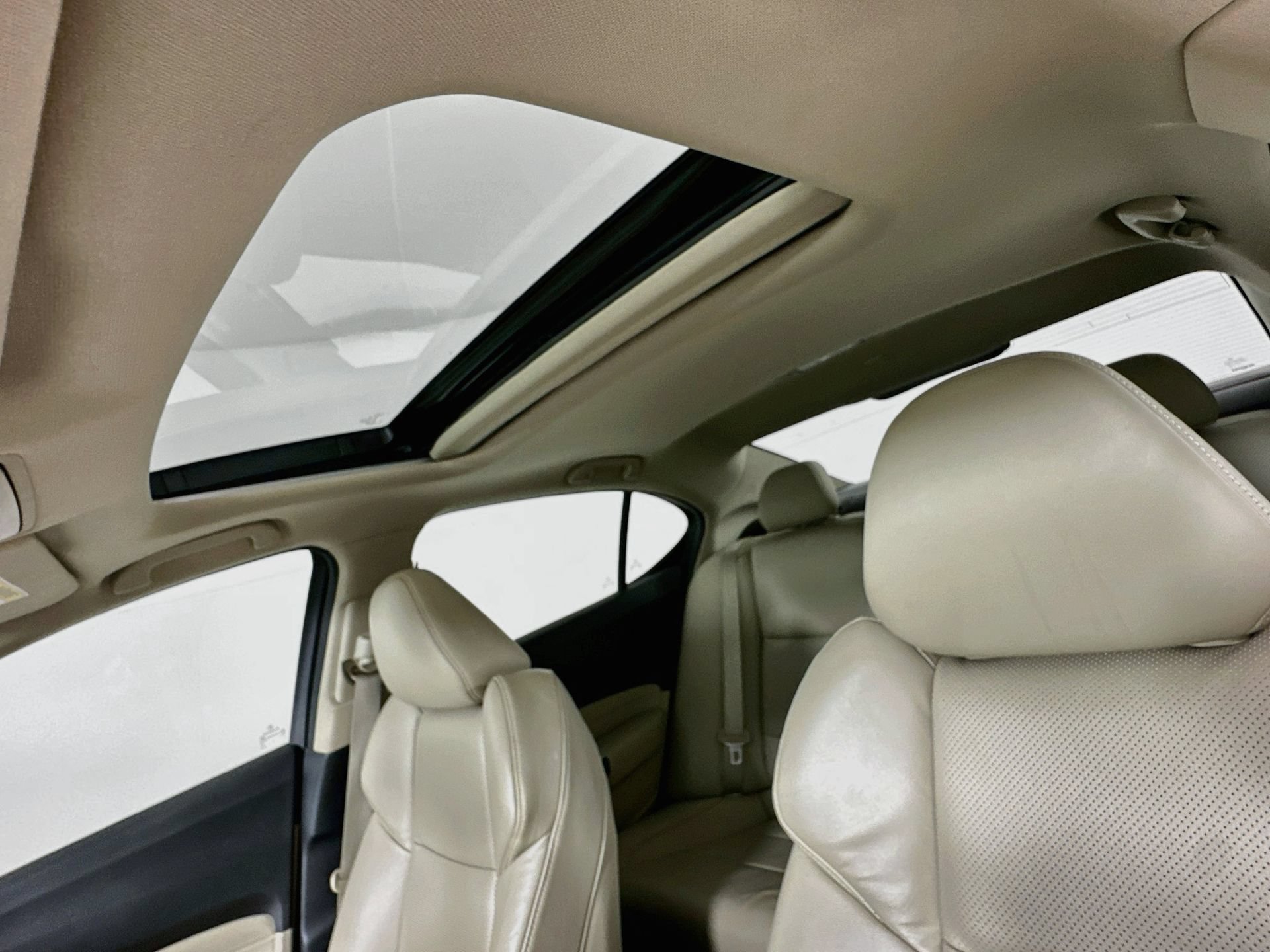 Used 2018 Acura TLX w/ Technology Package FWD image 23