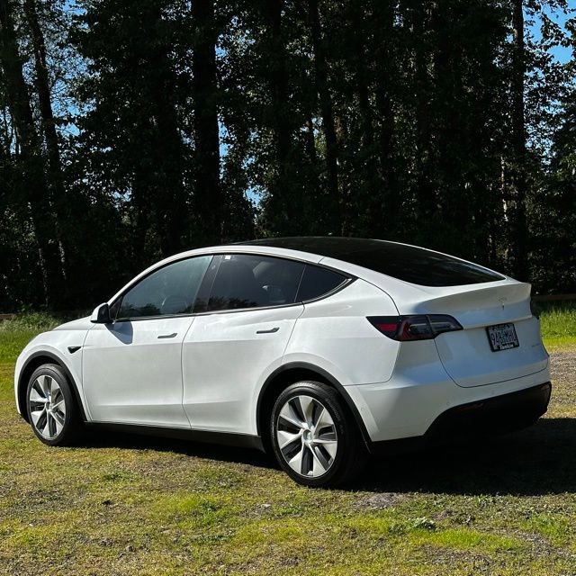Used 2020 Tesla Model Y Long Range AWD/4WD image 7