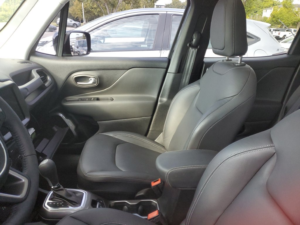 Used 2022 Jeep Renegade Limited w/ Sun, Sound & Wheels Group AWD/4WD image 8