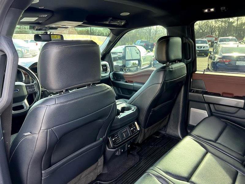 Used 2022 Ford F150 Lariat w/ Equipment Group 502A High image 49