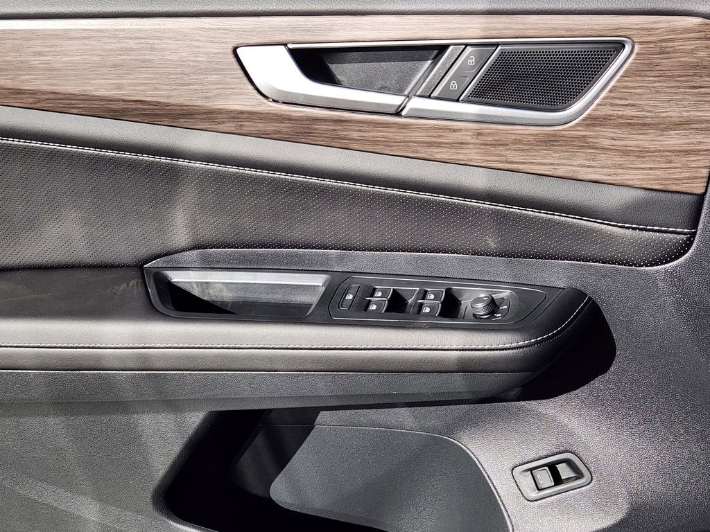 New 2026 Volkswagen Atlas SEL image 13