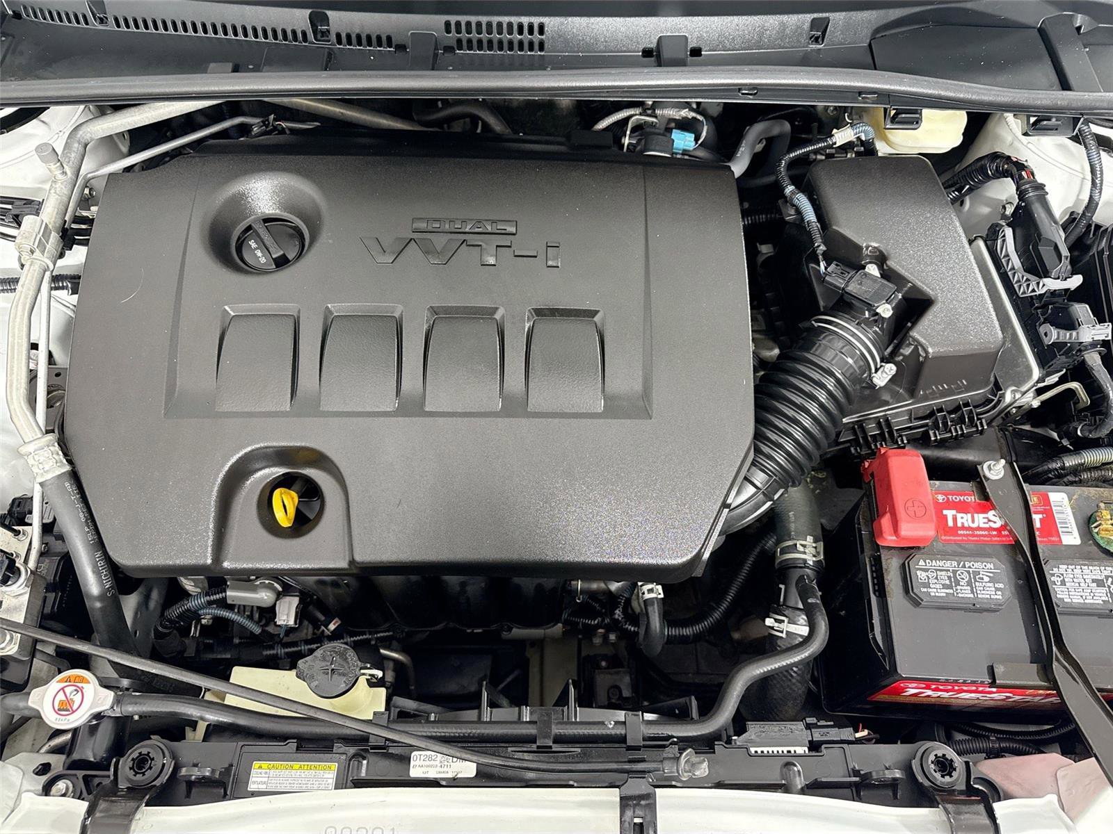 Used 2017 Toyota Corolla SE image 37