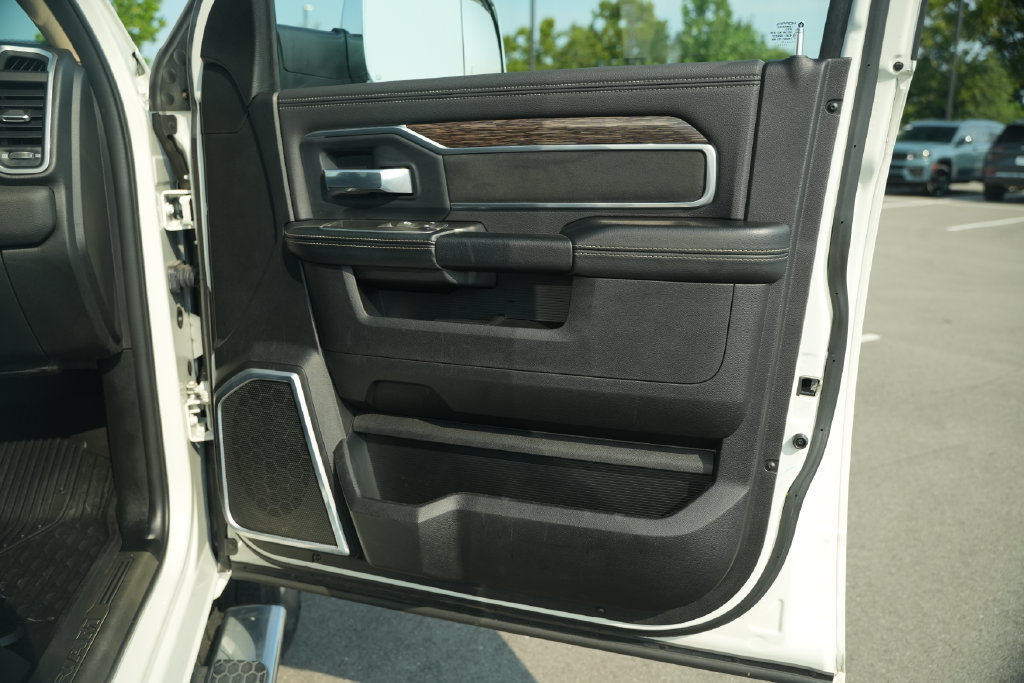 Used 2021 RAM 3500 Laramie w/ Cold Weather Group AWD/4WD image 22