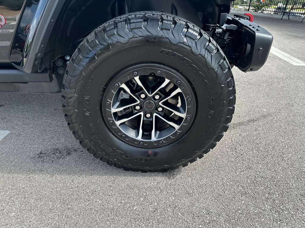 Used 2026 Jeep Wrangler Unlimited Rubicon AWD/4WD image 29