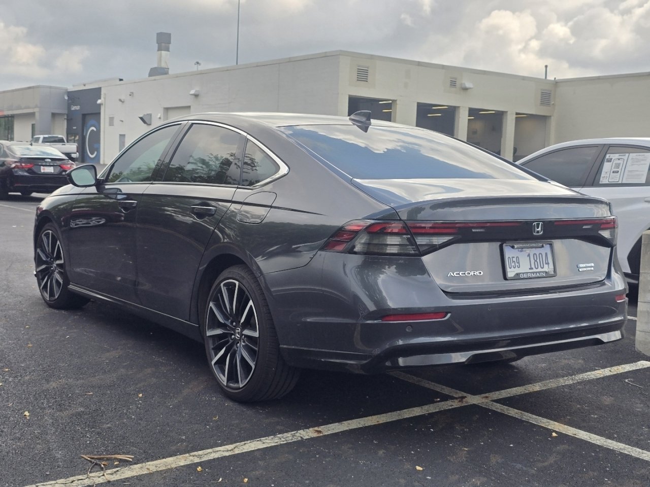 Used 2024 Honda Accord Touring image 5