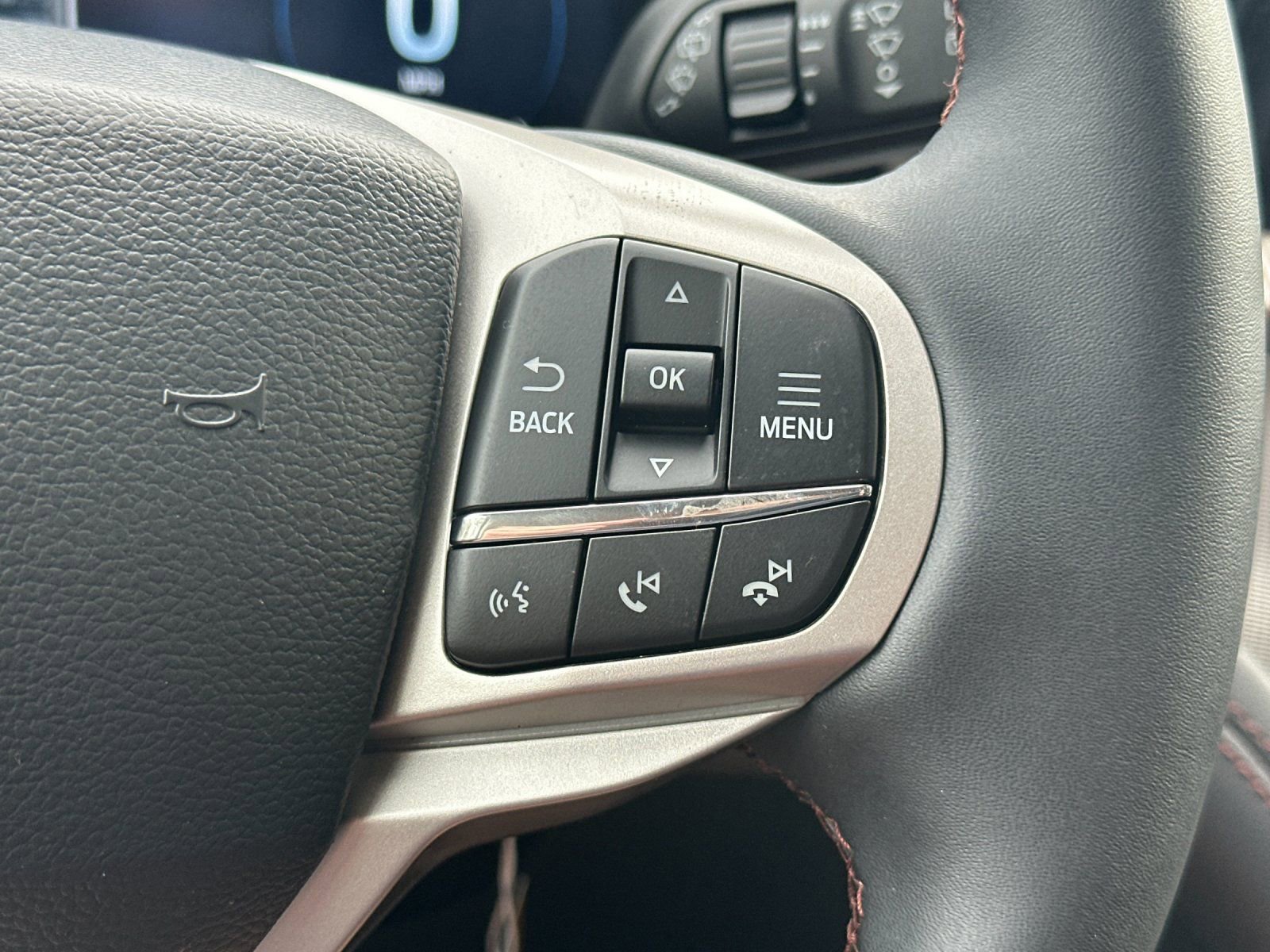 New 2026 Ford Explorer Active image 27