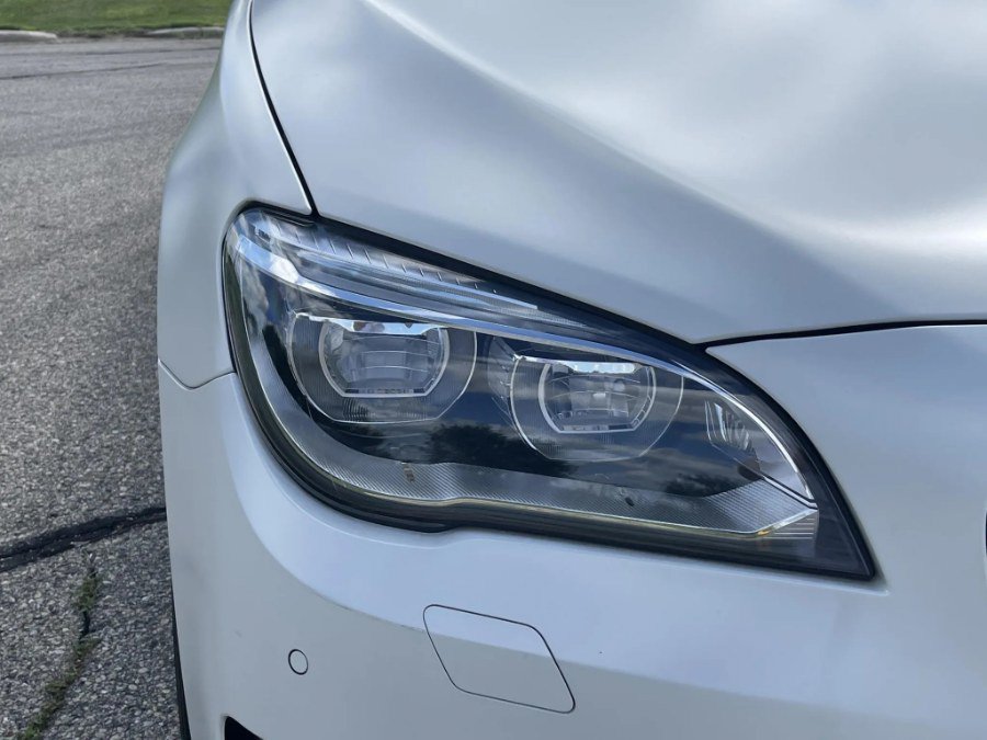 Used 2014 BMW 760Li RWD image 16