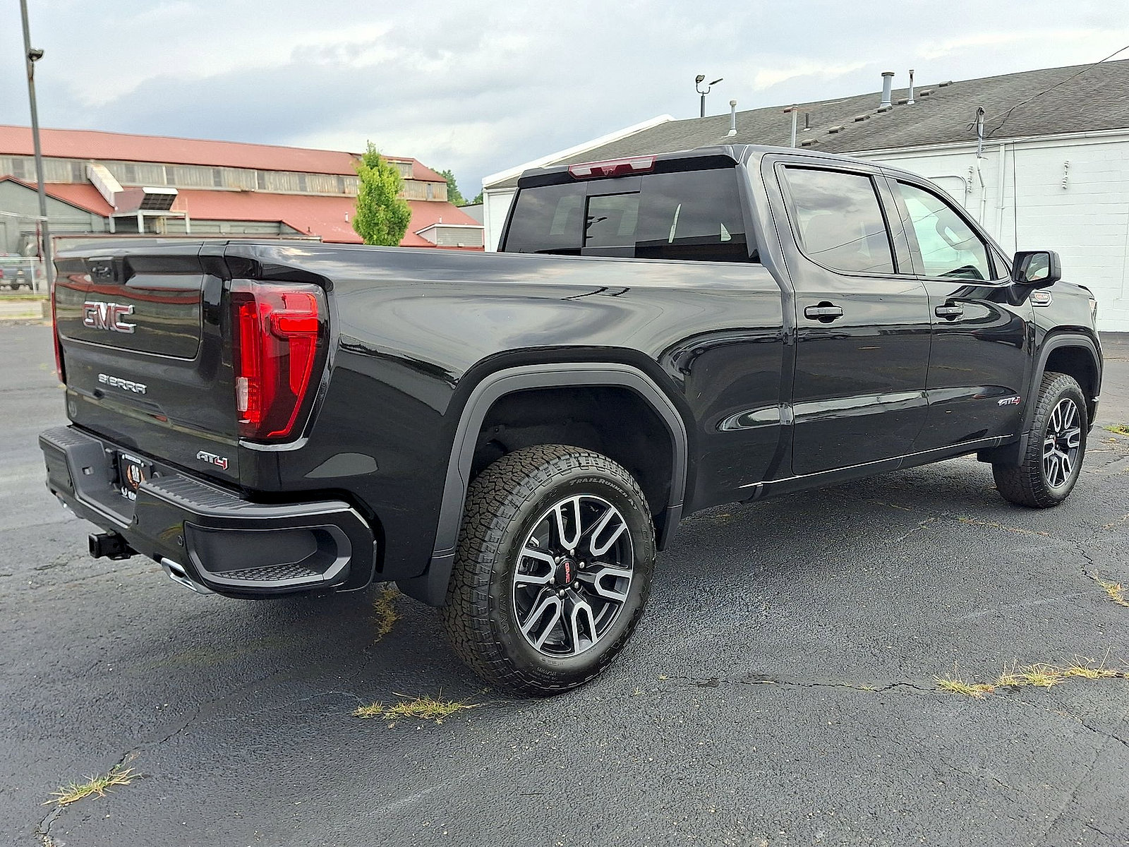 New 2026 GMC Sierra 1500 AT4 w/ Technology Package AWD/4WD image 12