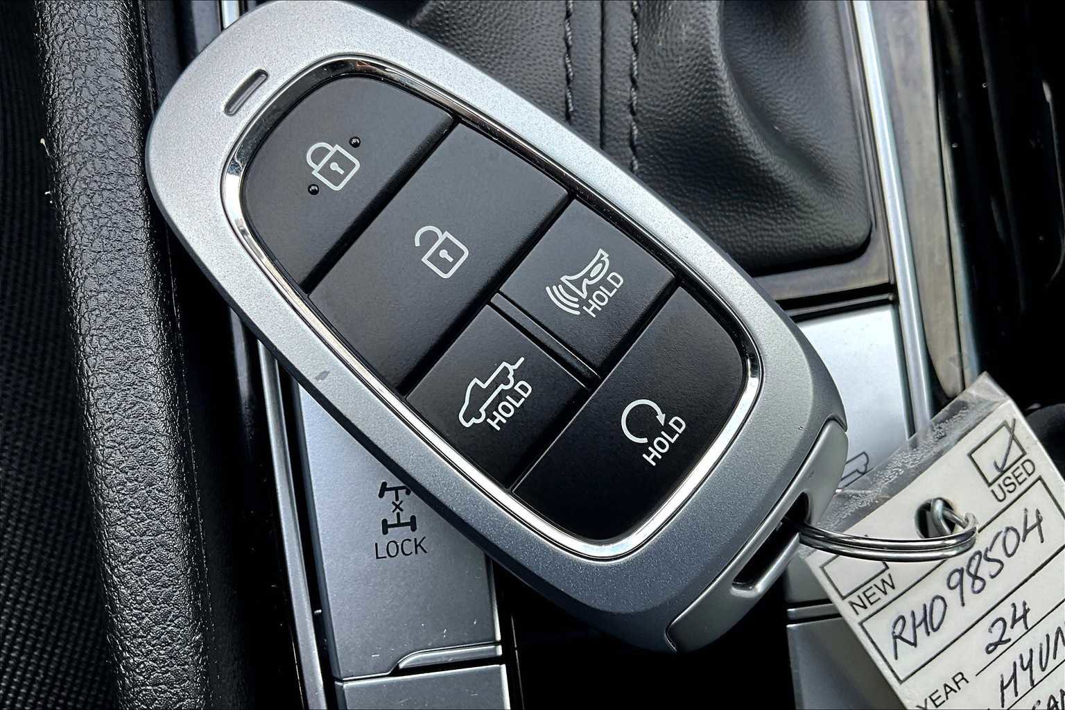 Used 2024 Hyundai Santa Cruz SEL w/ Activity Package image 14