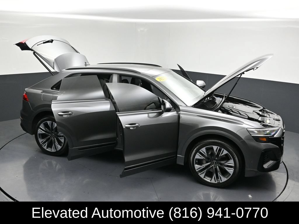 Used 2025 Audi Q8 Premium Plus AWD/4WD image 32
