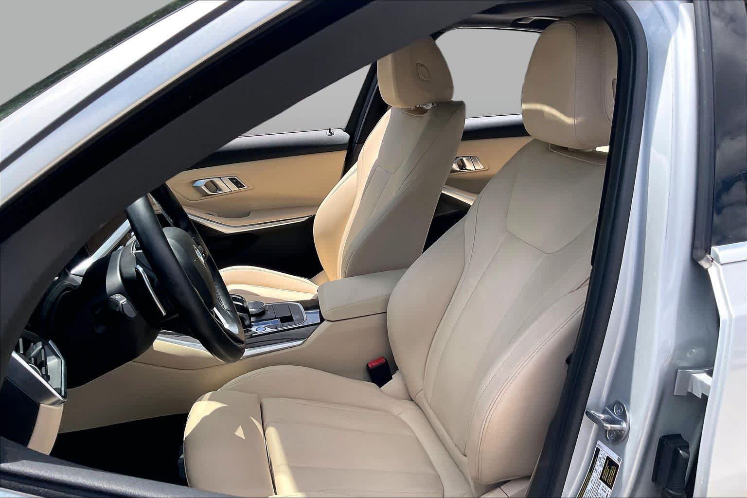 Used 2019 BMW 330i Sedan RWD image 7
