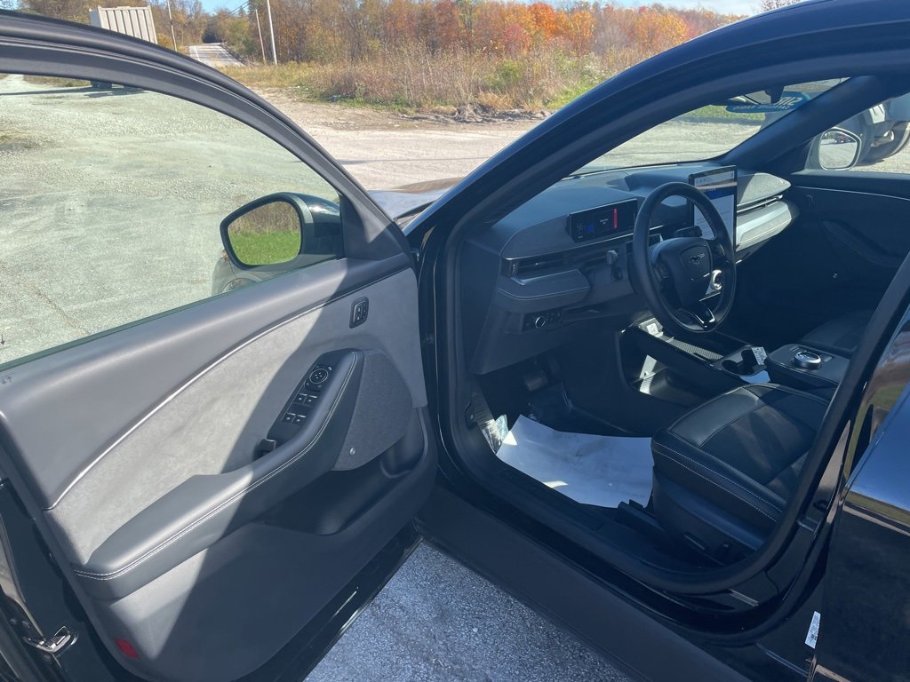 Certified 2024 Ford Mustang Mach-E GT image 10