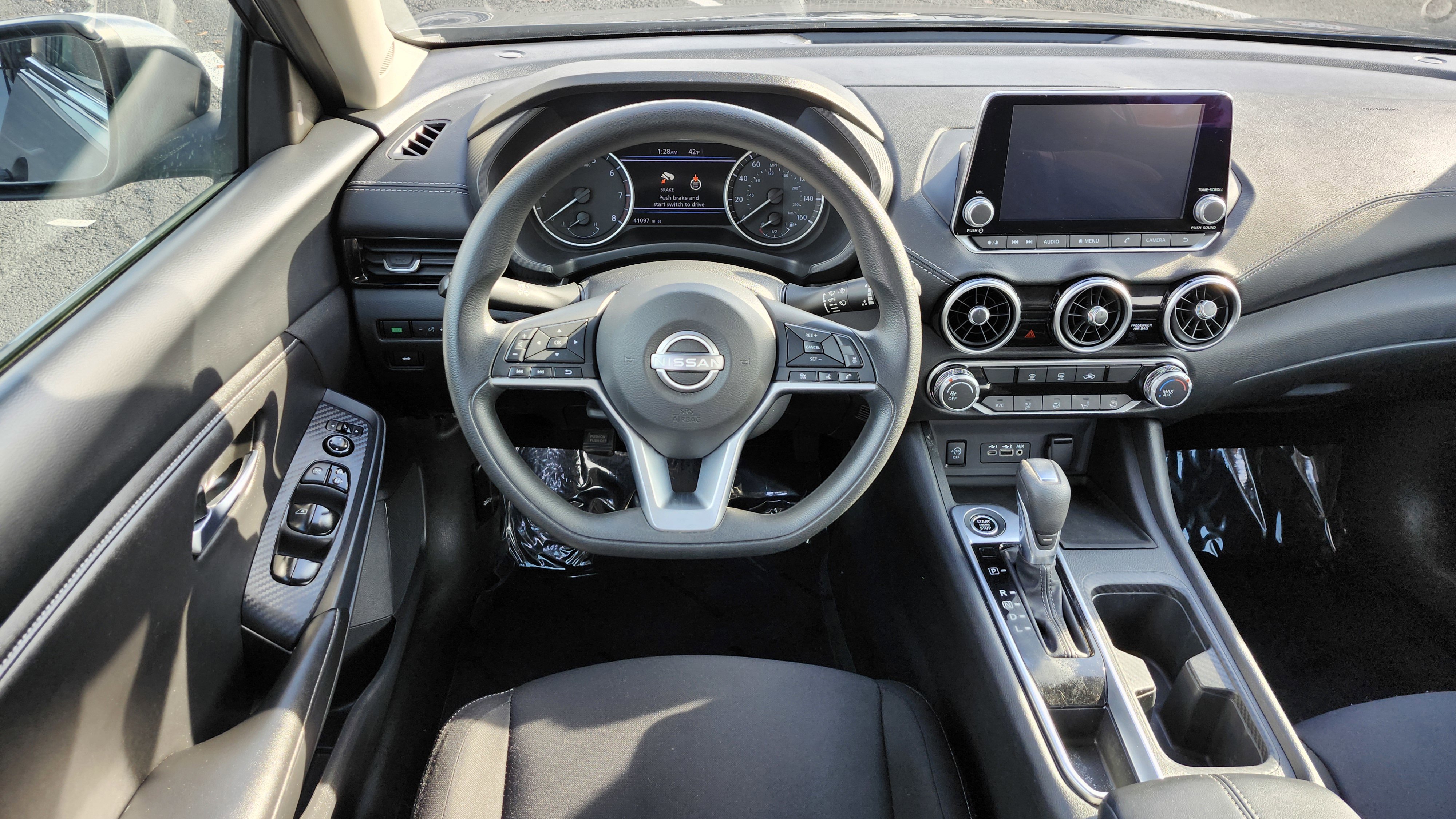 Used 2024 Nissan Sentra SV image 23