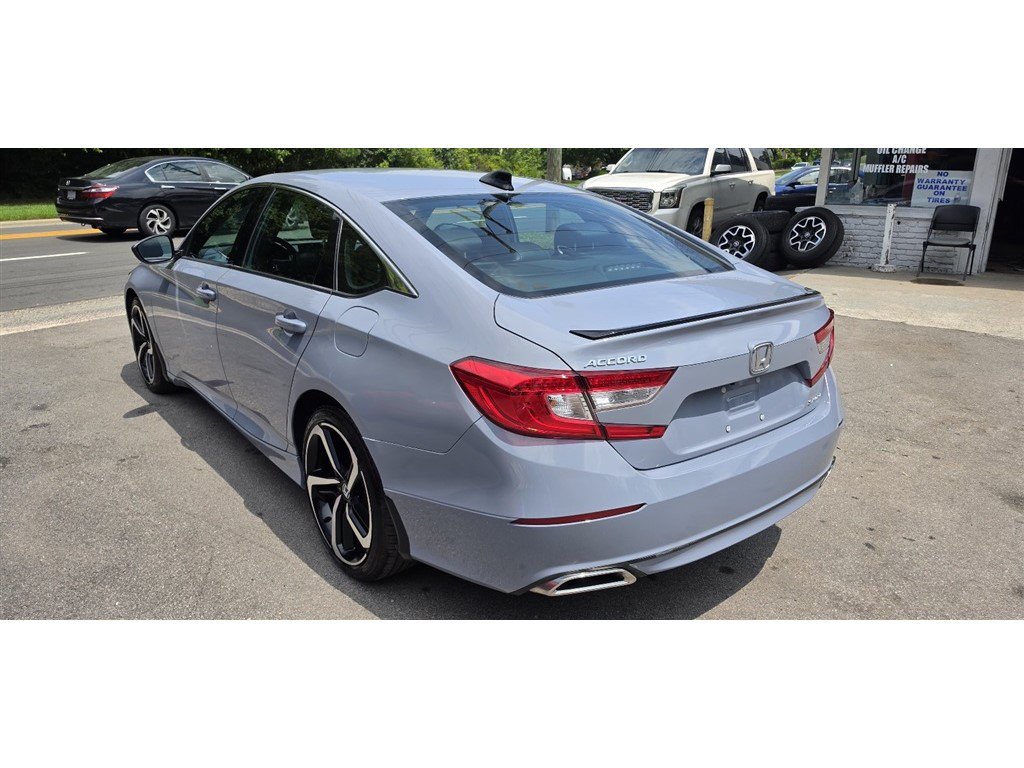 Used 2022 Honda Accord Sport image 7