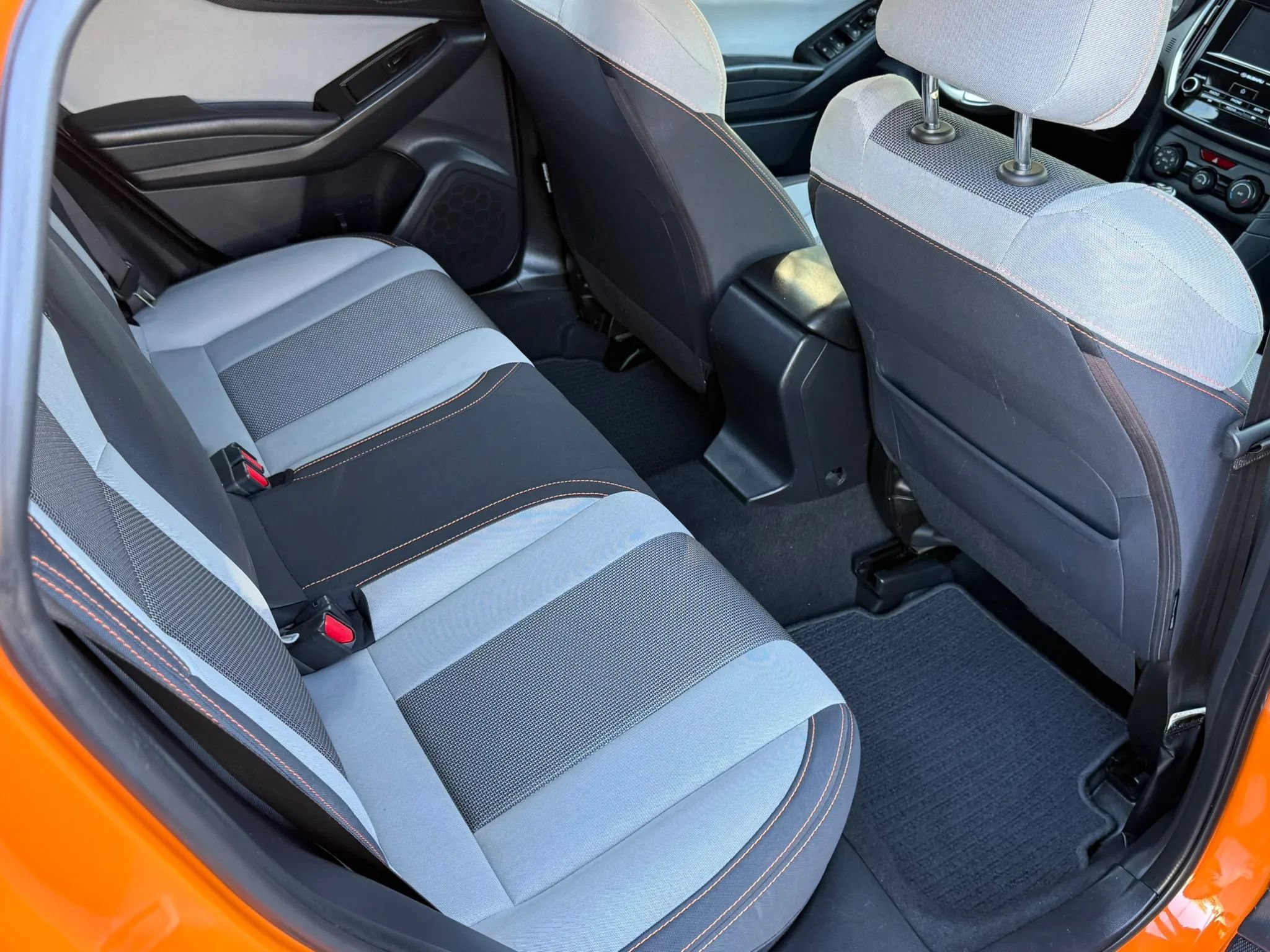 Used 2018 Subaru Crosstrek 2.0i Premium w/ Moonroof Package AWD/4WD image 24