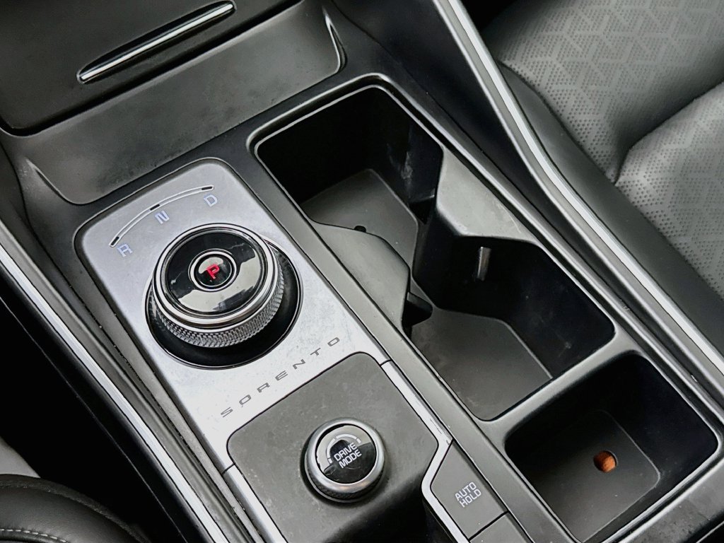Used 2022 Kia Sorento EX w/ Panoramic Sunroof Package FWD image 20