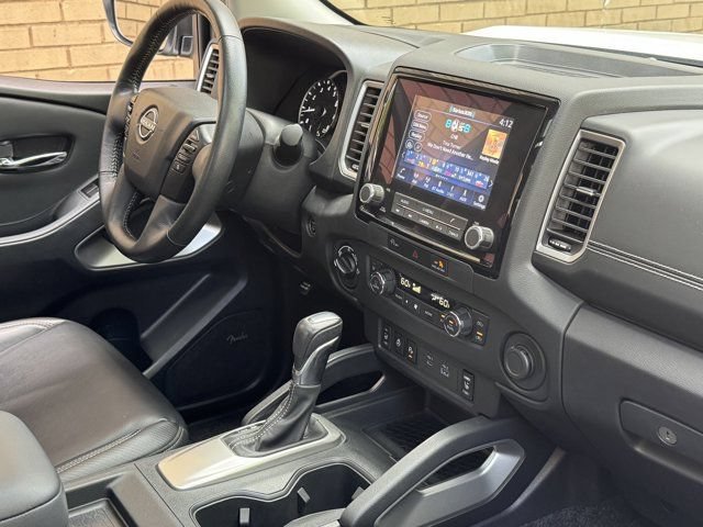 Used 2024 Nissan Frontier SL w/ Technology Package AWD/4WD image 13