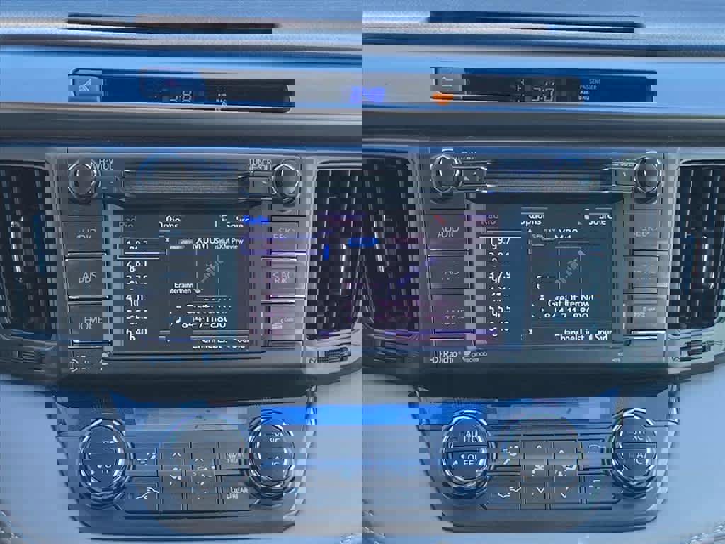 Used 2014 Toyota RAV4 XLE image 12