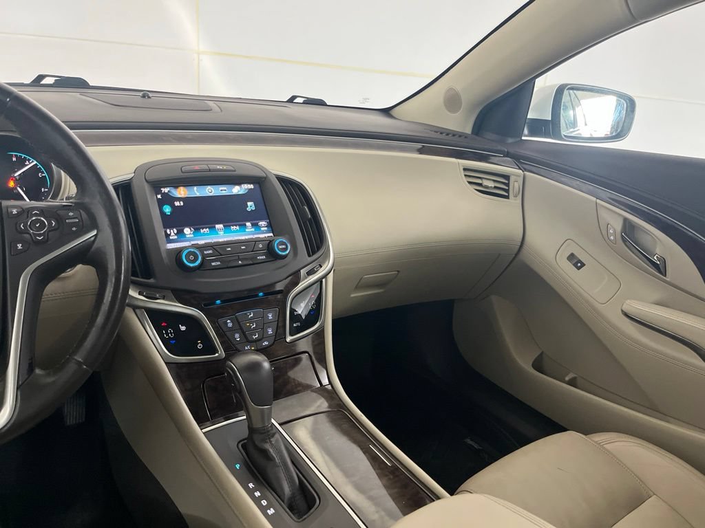 Used 2016 Buick LaCrosse Leather FWD image 33