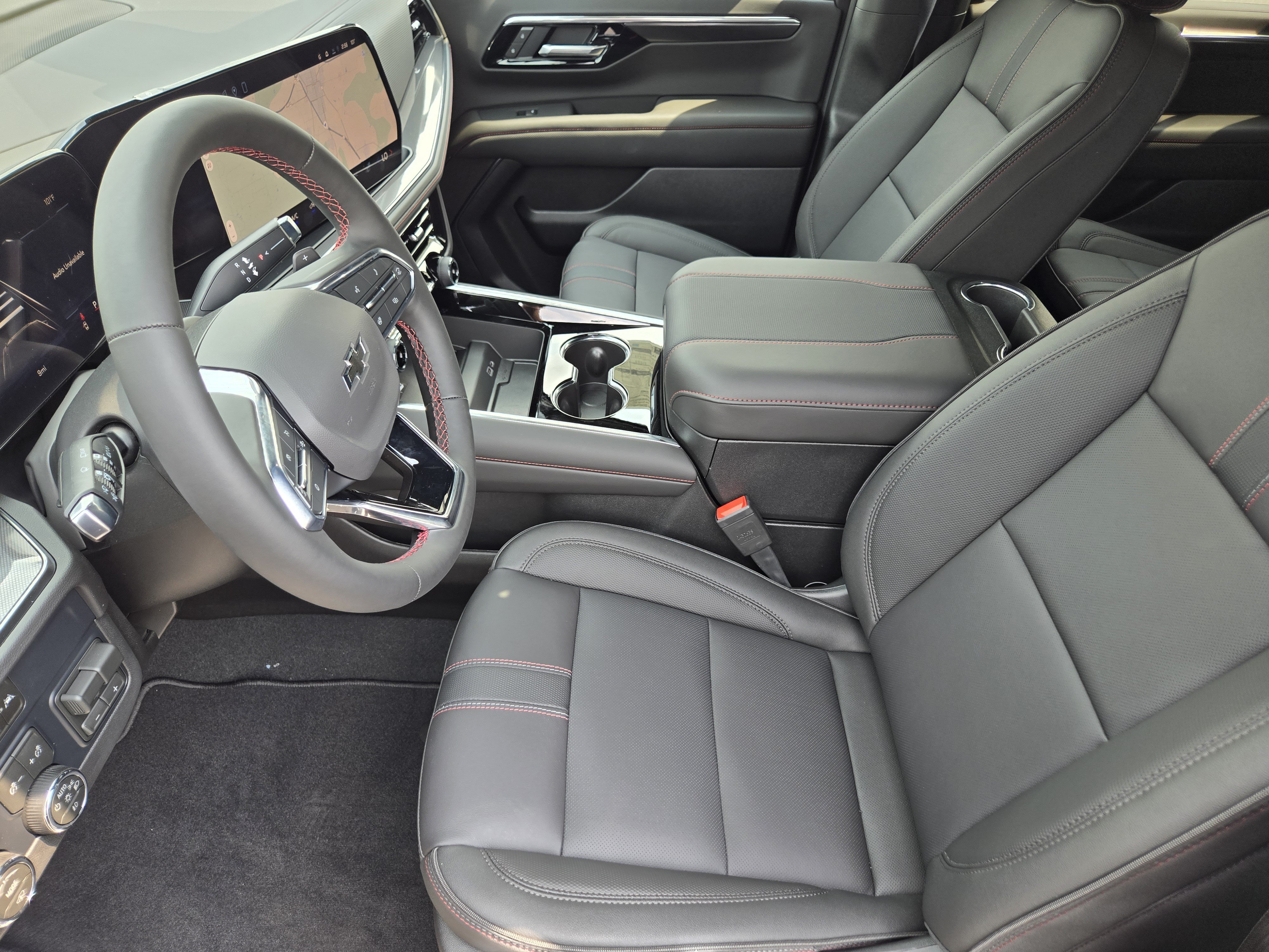 New 2026 Chevrolet Suburban RST w/ RST Capability Package AWD/4WD image 10